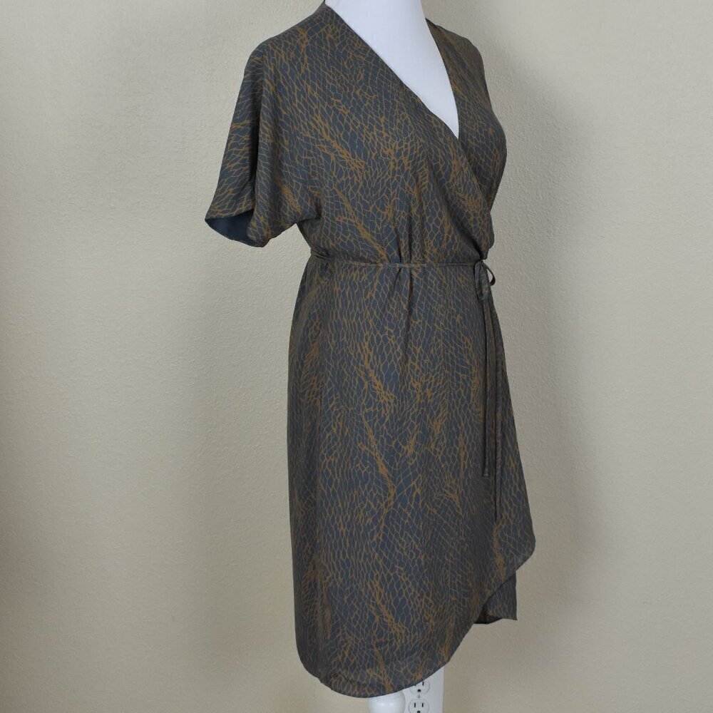 Babaton Wallace Printed Wrap Dress - S - Picture 8 of 10